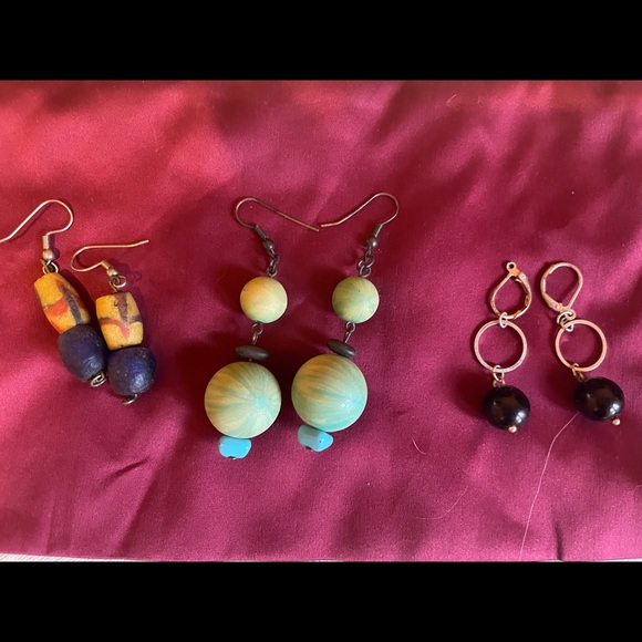 Lot of 3 pairs vintage bead earrings - Picture 1 of 4